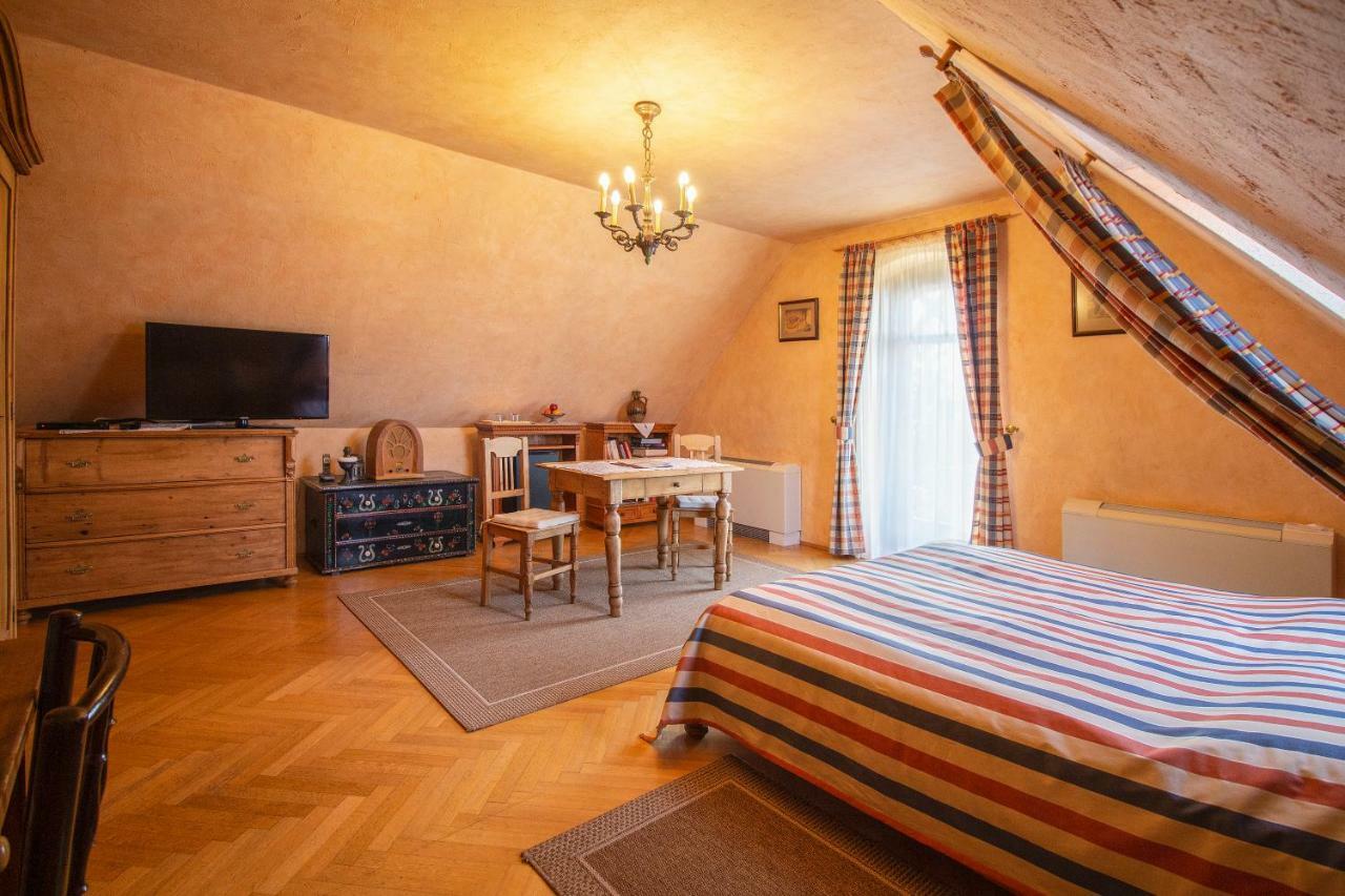 Palazzo Wellness Villa Eger Luaran gambar